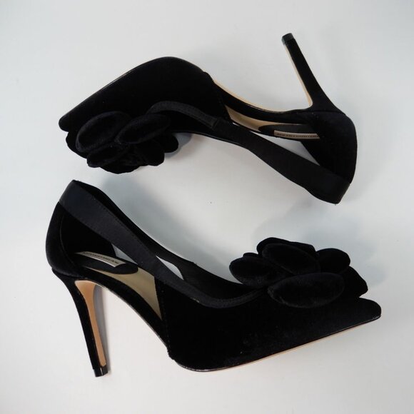 ANTONIO MELANI Ester Velvet Black Rose Flower Heels Pumps Size 6 Pointed Toe NEW - Picture 8 of 13
